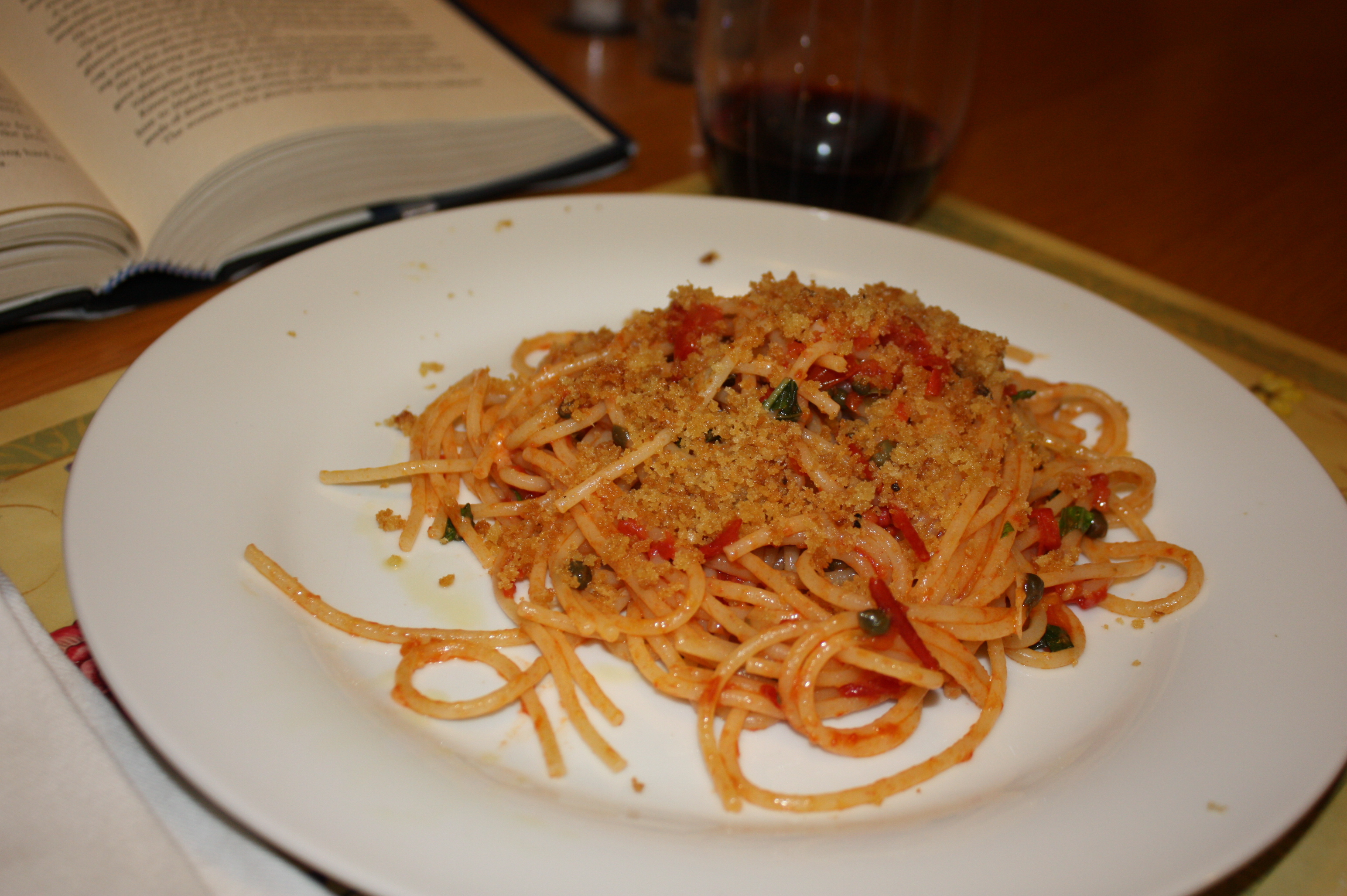 Quick Pasta Sauce with Tomatoes and Capers